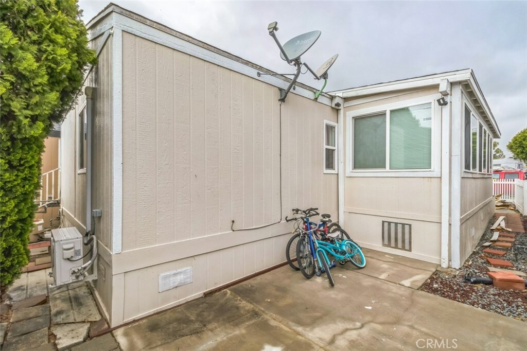 Property Photo: 8221 Ilex Street 10 CA 92335