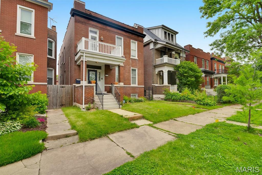 Property Photo: 3701 McDonald Avenue MO 63116