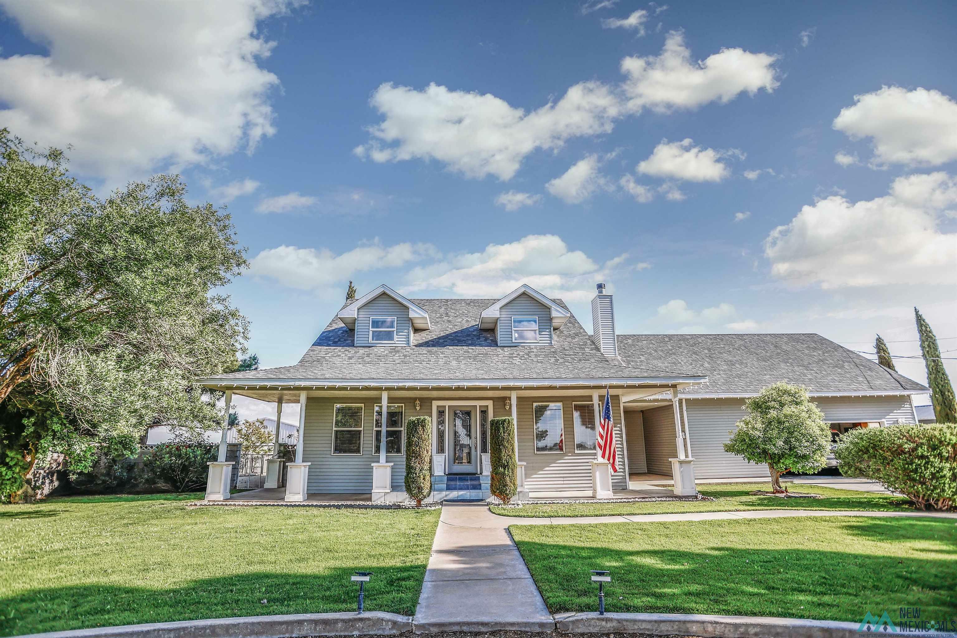 Property Photo: 415 E Chapman Road NM 88220