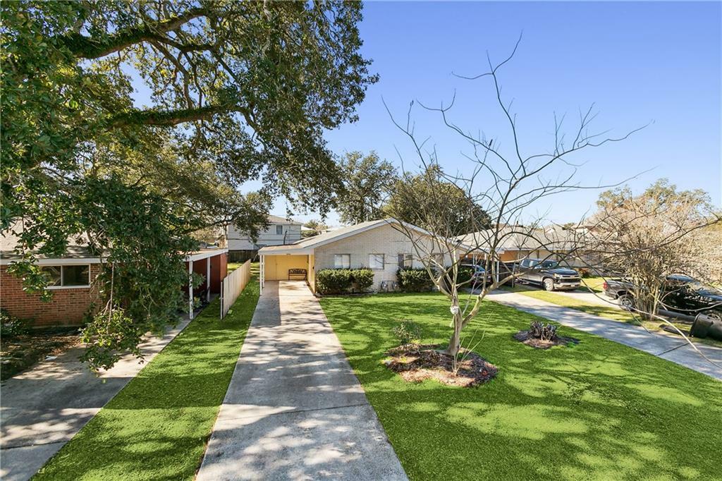 Property Photo: 219 Avenue A Avenue A LA 70037