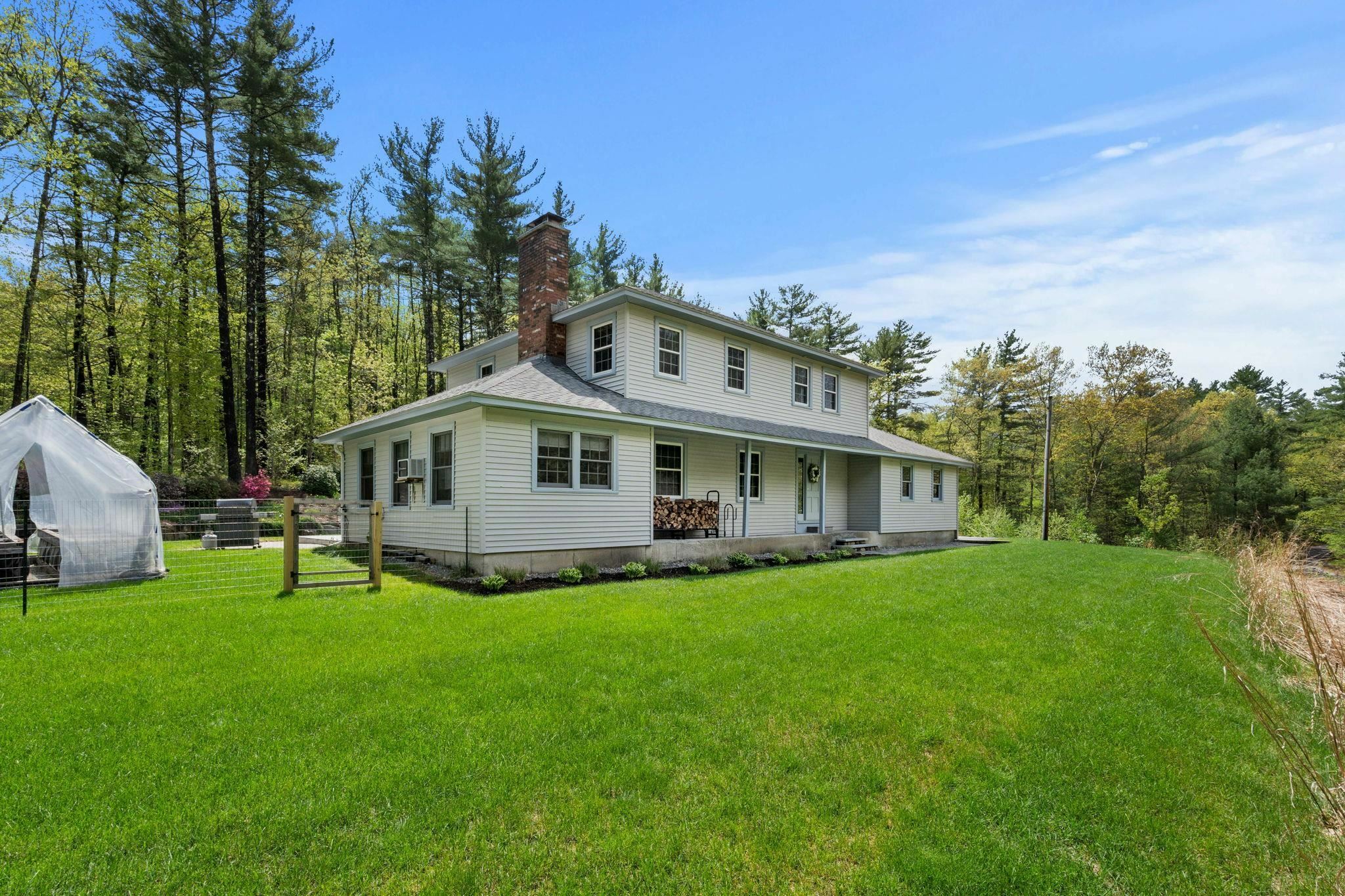 Property Photo: 33 Truell Road NH 03049