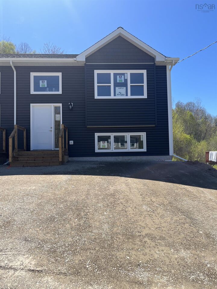 52 Kara Anne Court — photo 1
