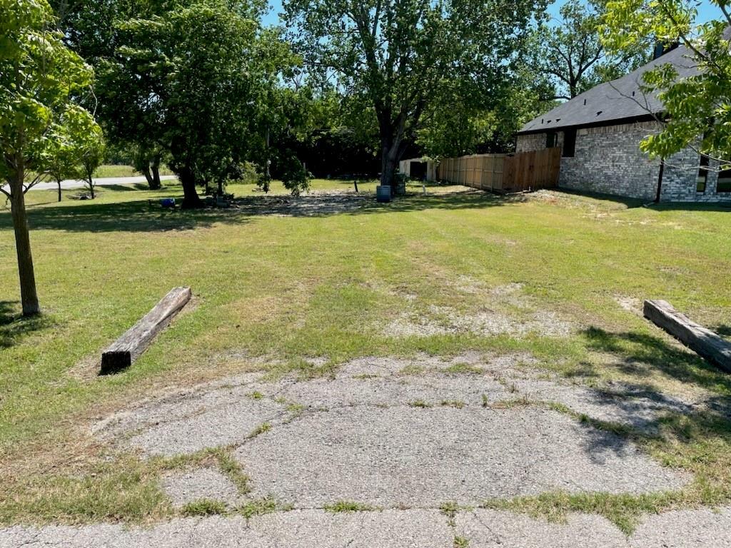 Property Photo: 511 Beavers Drive TX 75092