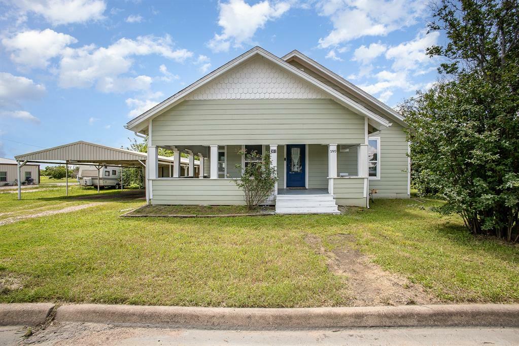 Property Photo: 301 Sycamore Street TX 75101