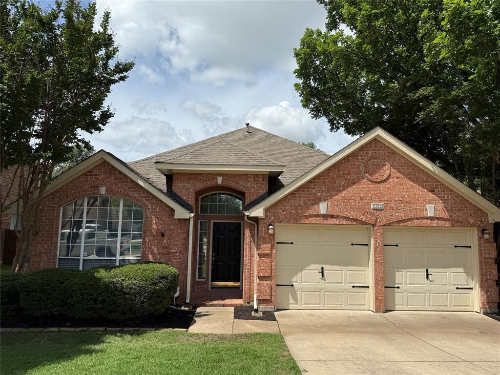 Property Photo: 3213 Mission Ridge Drive TX 75022