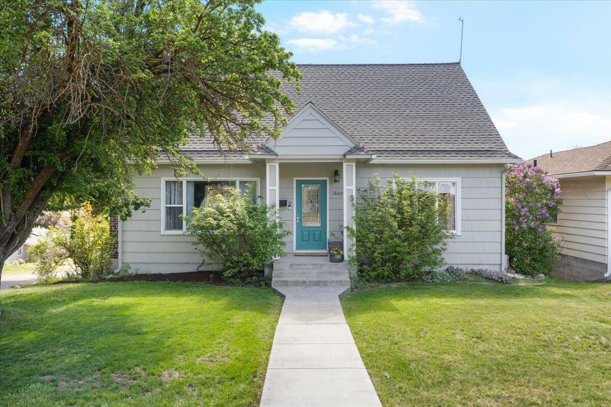 1600 N Eldorado Avenue  Klamath Falls OR 97601 photo