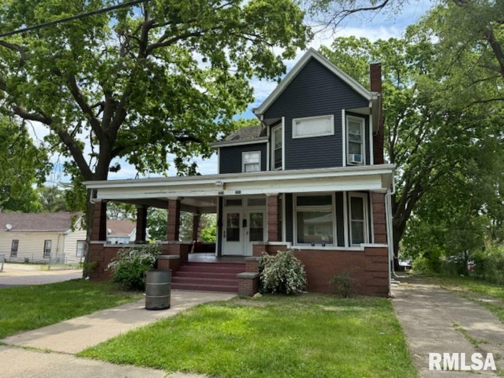 Property Photo: 2826 NE Madison Avenue IL 61603