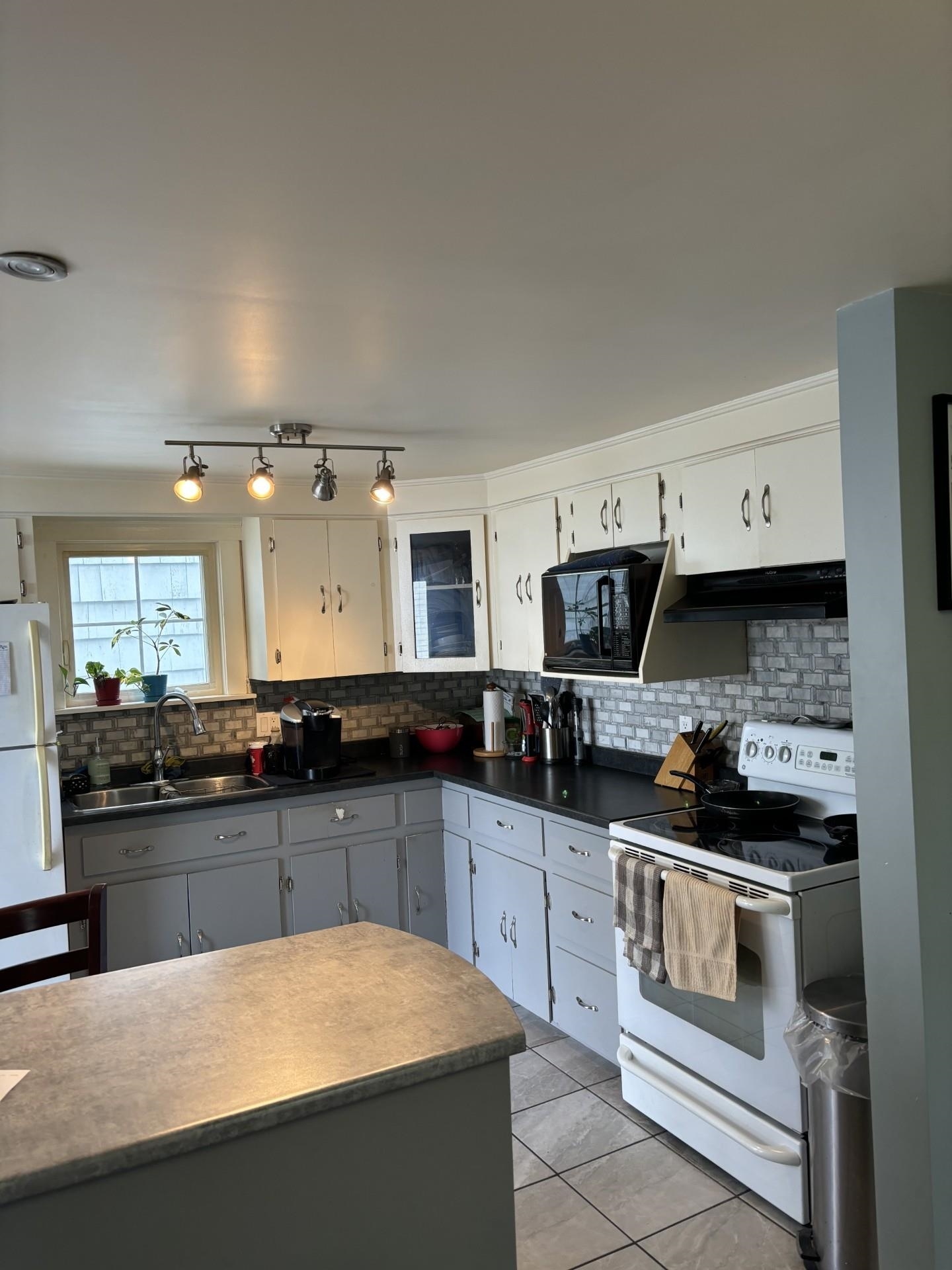 Property Photo: 67 Victoria Street PE C1A 2B4