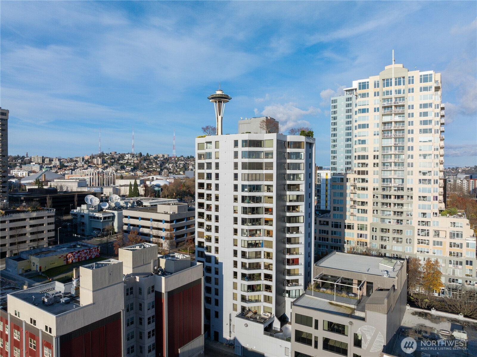 Property Photo: 2621 2nd Avenue 1701 WA 98121