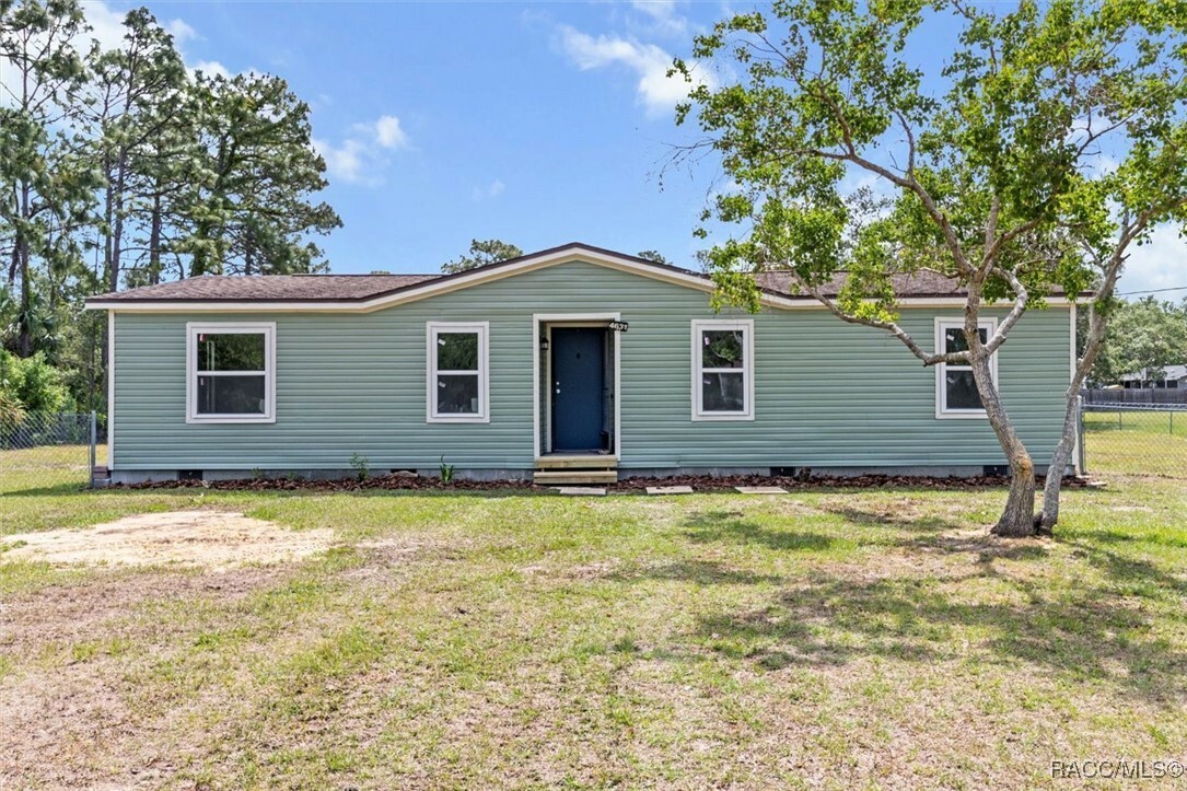 Property Photo: 4631 S Memorial Drive FL 34446