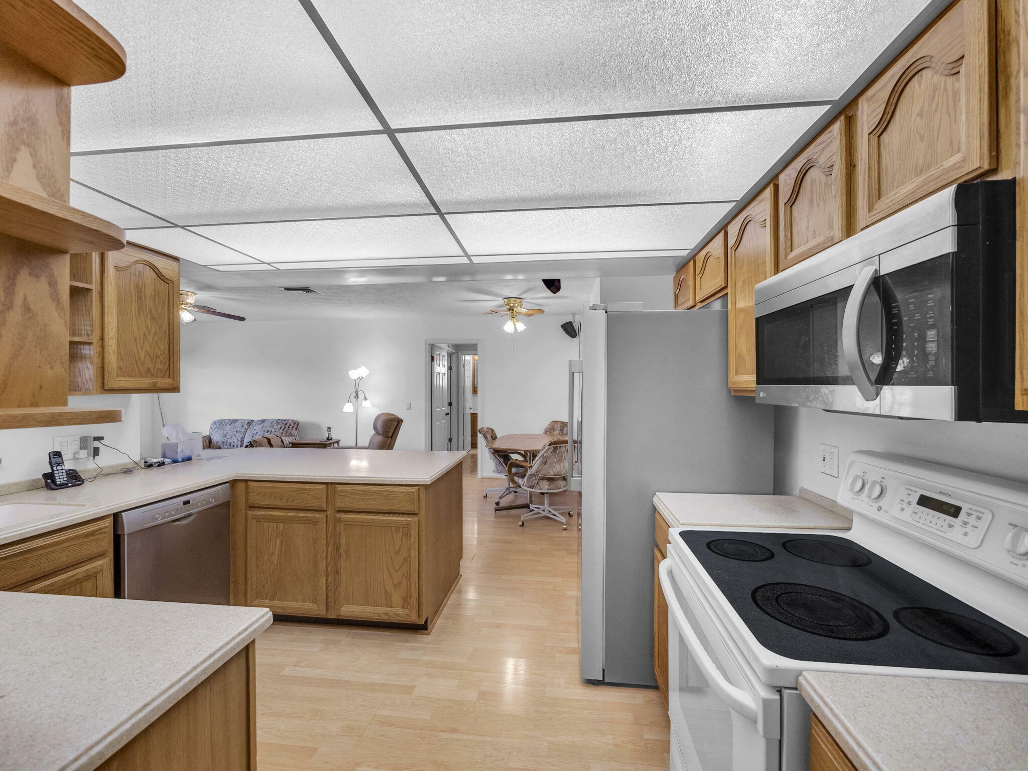Property Photo: 1134 SE Mendavia Avenue FL 34952