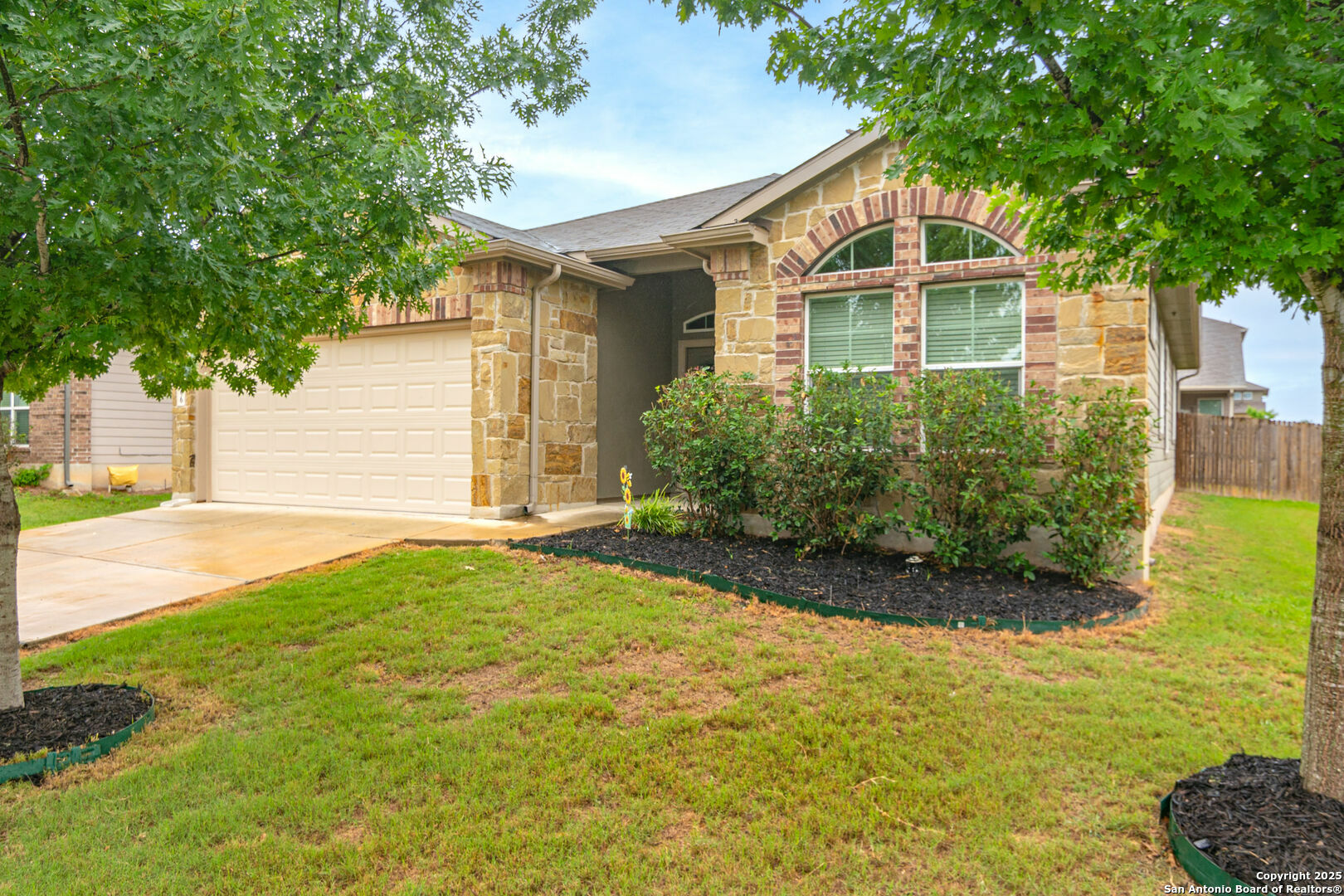 Property Photo: 466 Sand Trail TX 78130