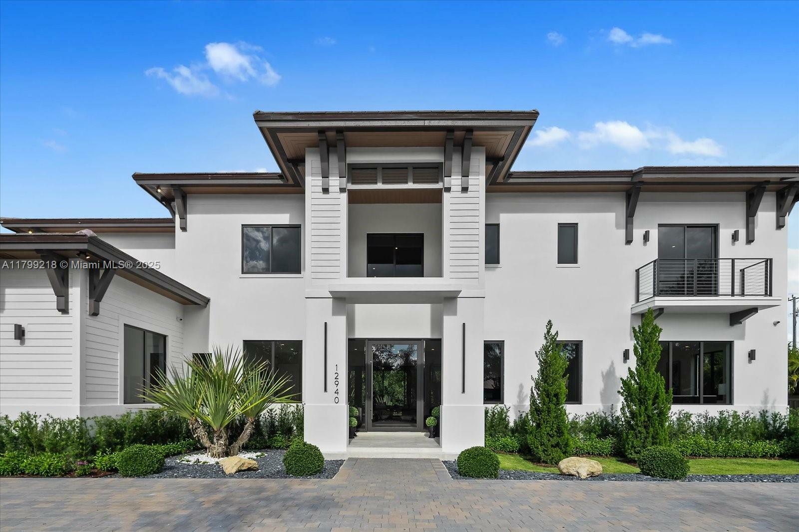 Property Photo: 12940 SW 82nd Pl FL 33156