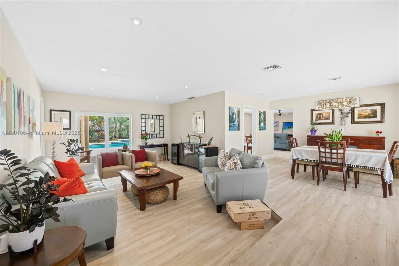 Property Photo: 5318 Garfield St FL 33021
