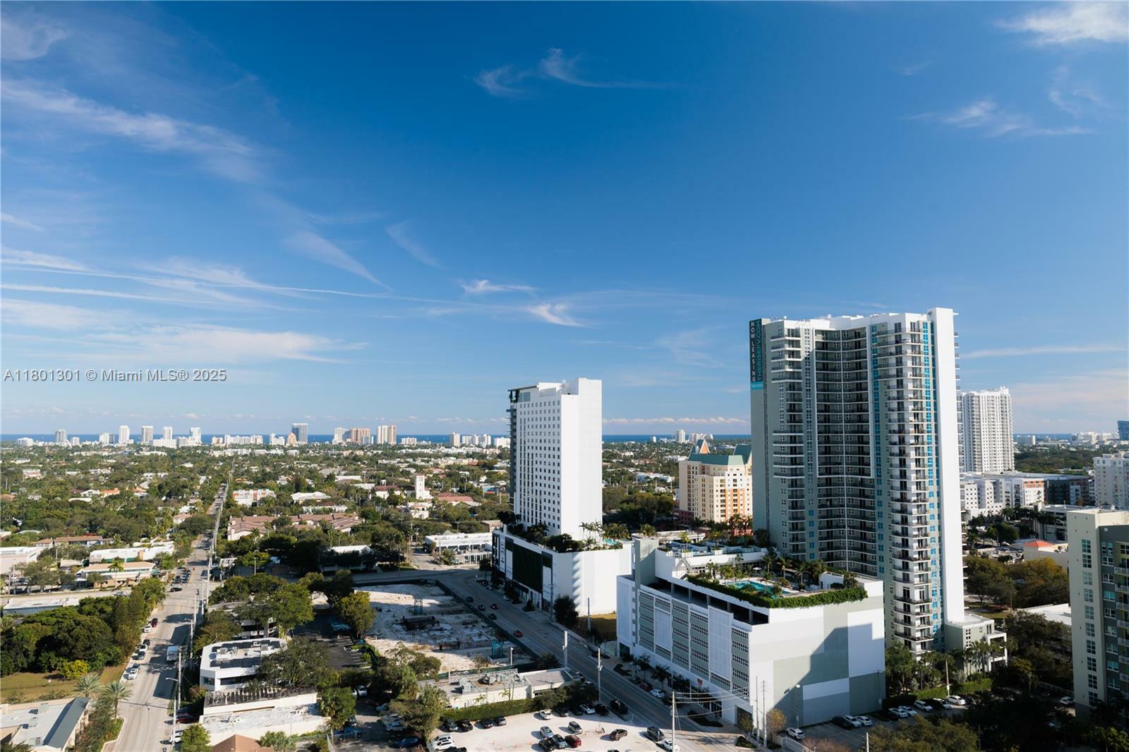 Property Photo: 315 NE 3rd Ave 2107 FL 33301