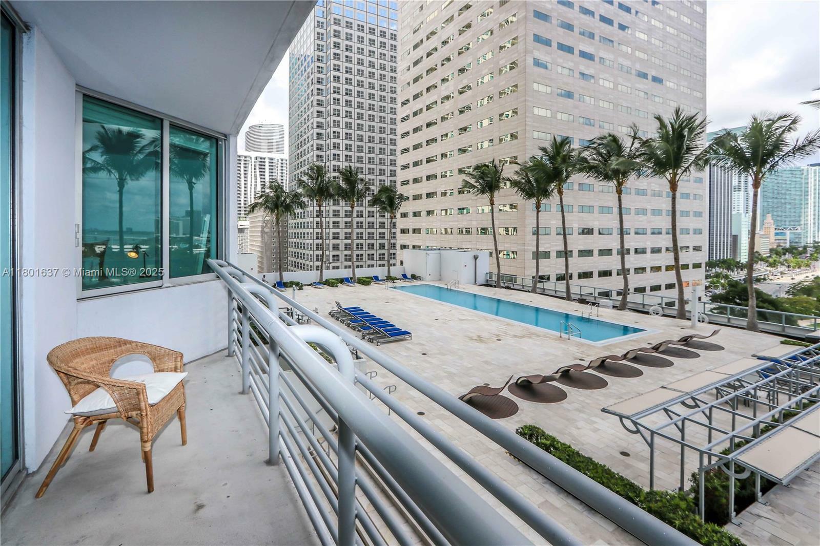 Property Photo: 325 S Biscayne Blvd 1422 FL 33131