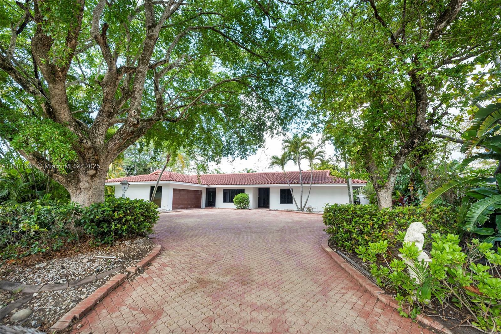 2800 Palmer Dr  Hollywood FL 33021 photo