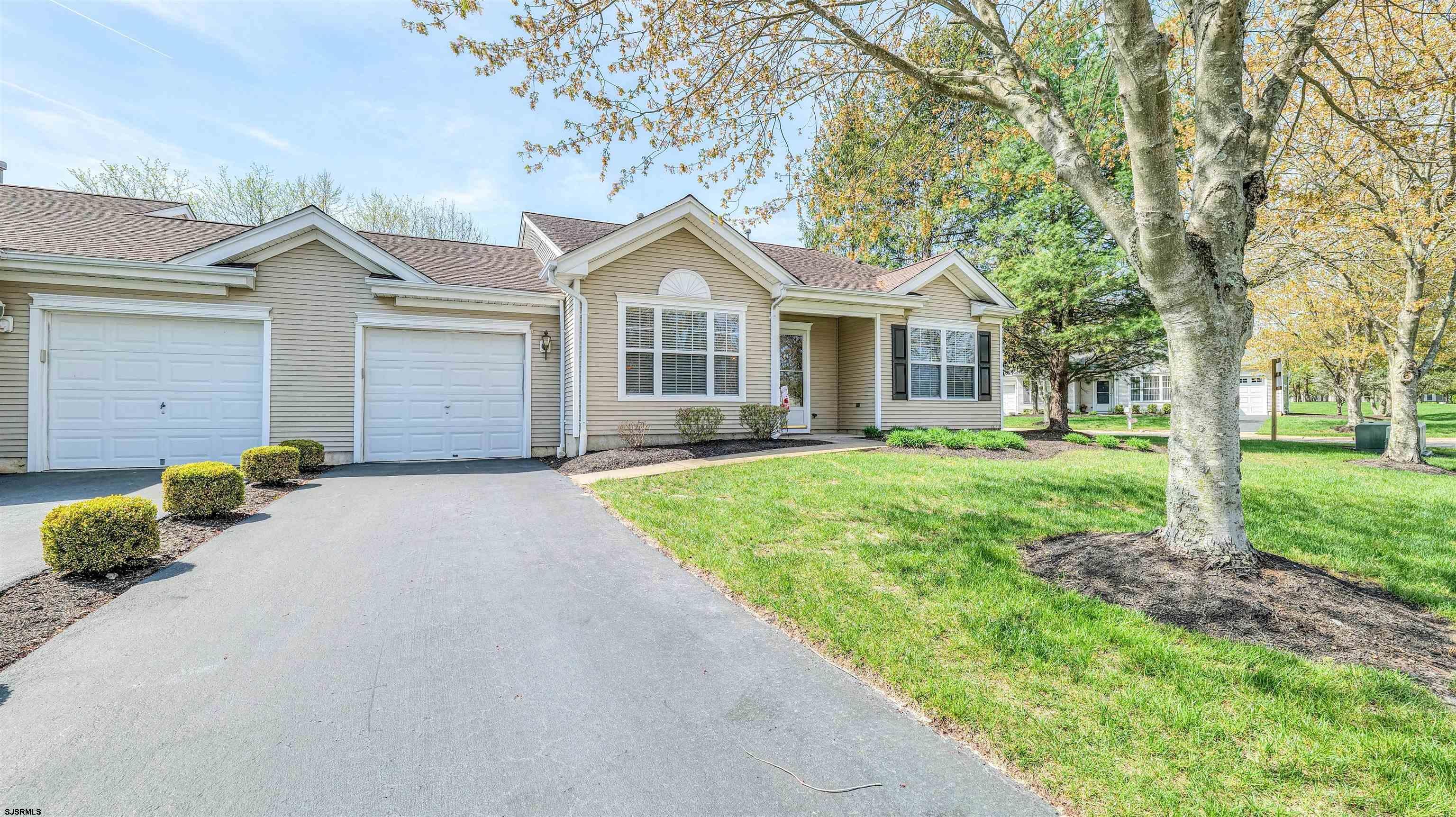 Property Photo:  628 E Regency Dr 628  NJ 08205 