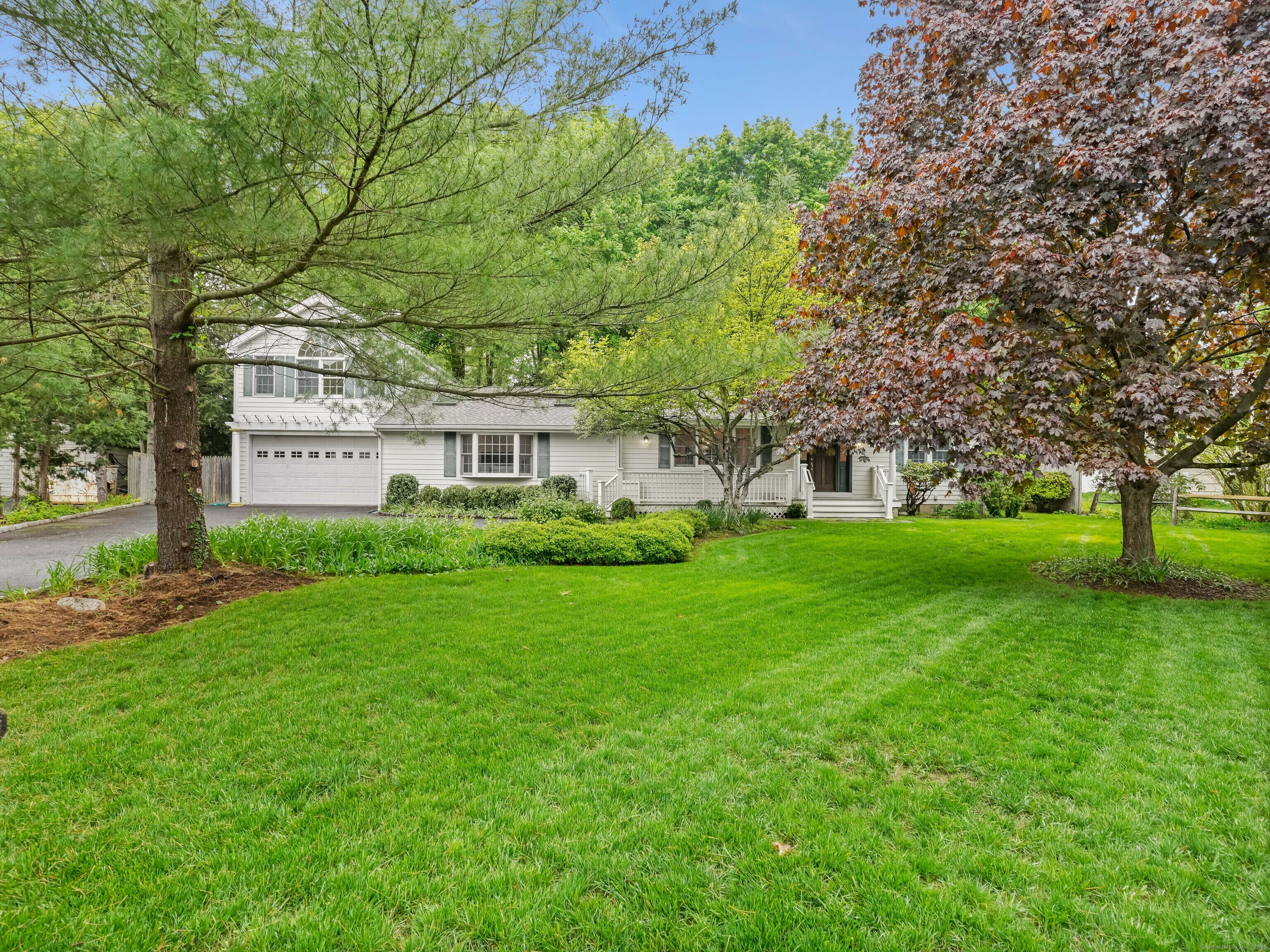 Property Photo: 8 Argentine Way CT 06850