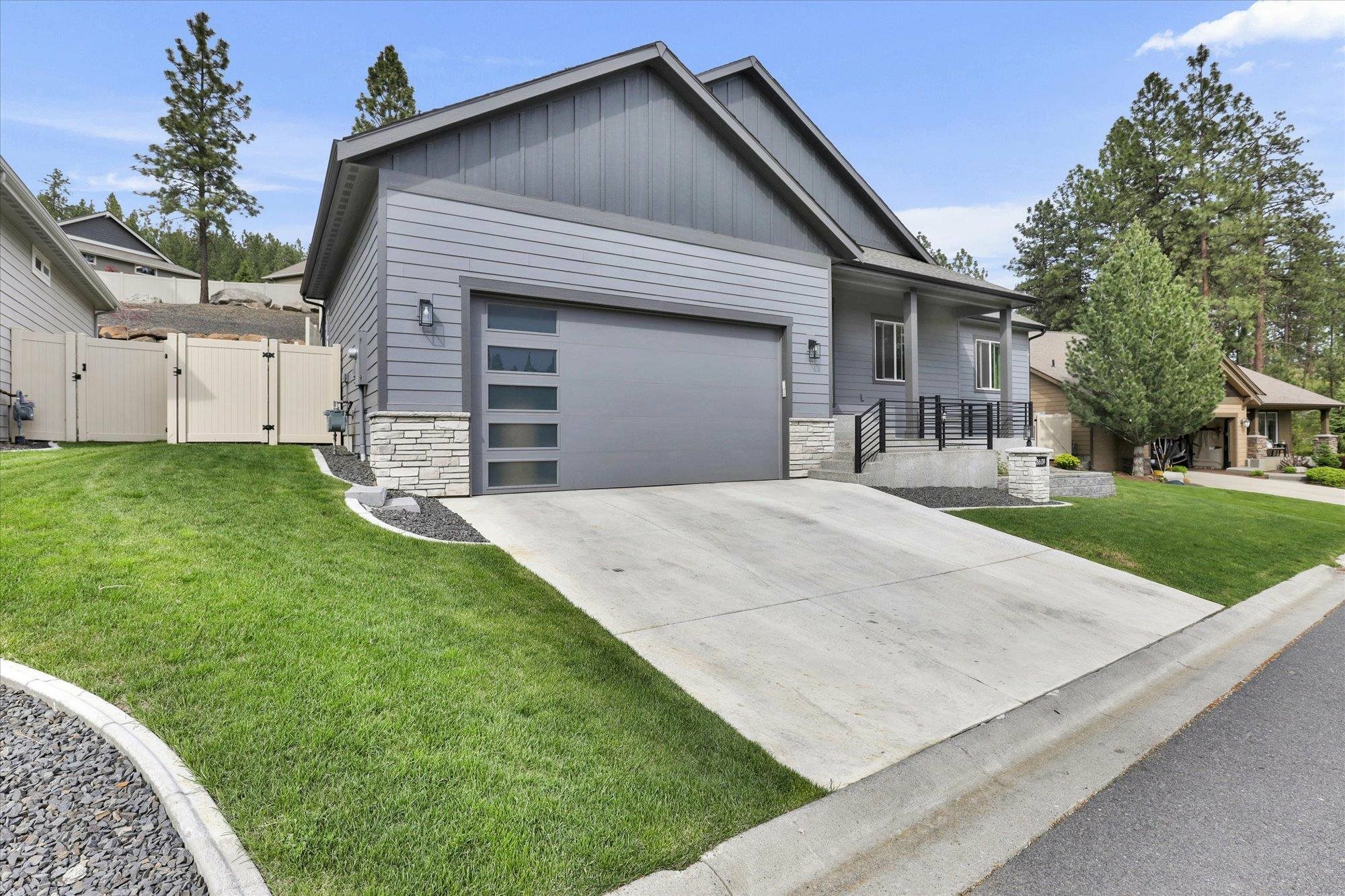 Property Photo: 8609 E Hazelwood Ln WA 99212