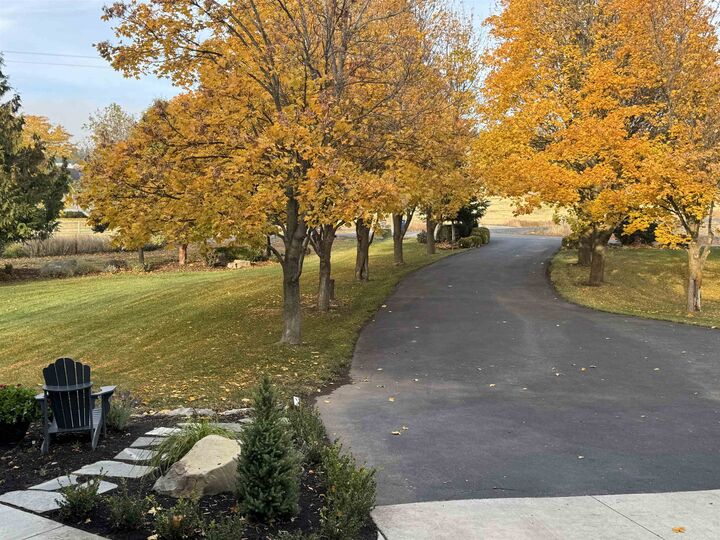 Property Photo:  7406 S Deerview Ln  WA 99223 