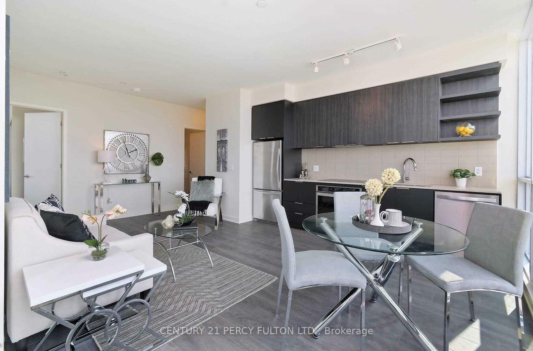 Property Photo: 6 Sonic Way 3102 ON M3C 4P1