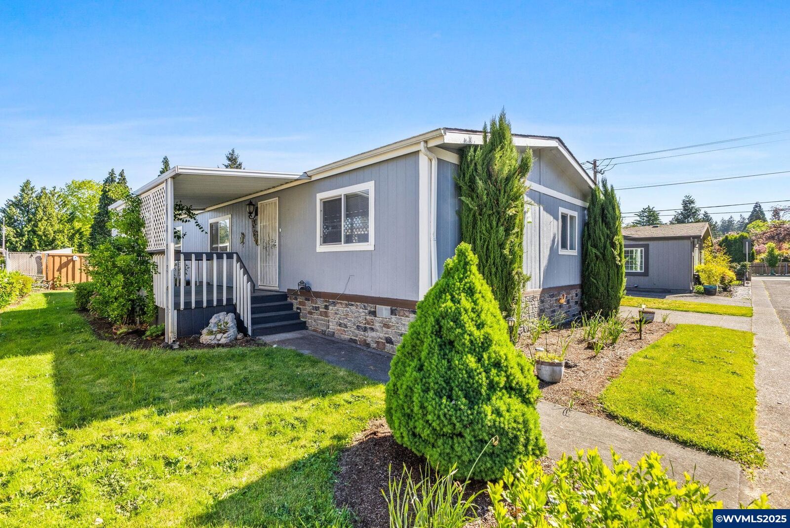 Property Photo:  10523 SE Linwood #7 Av 7  OR 97222 