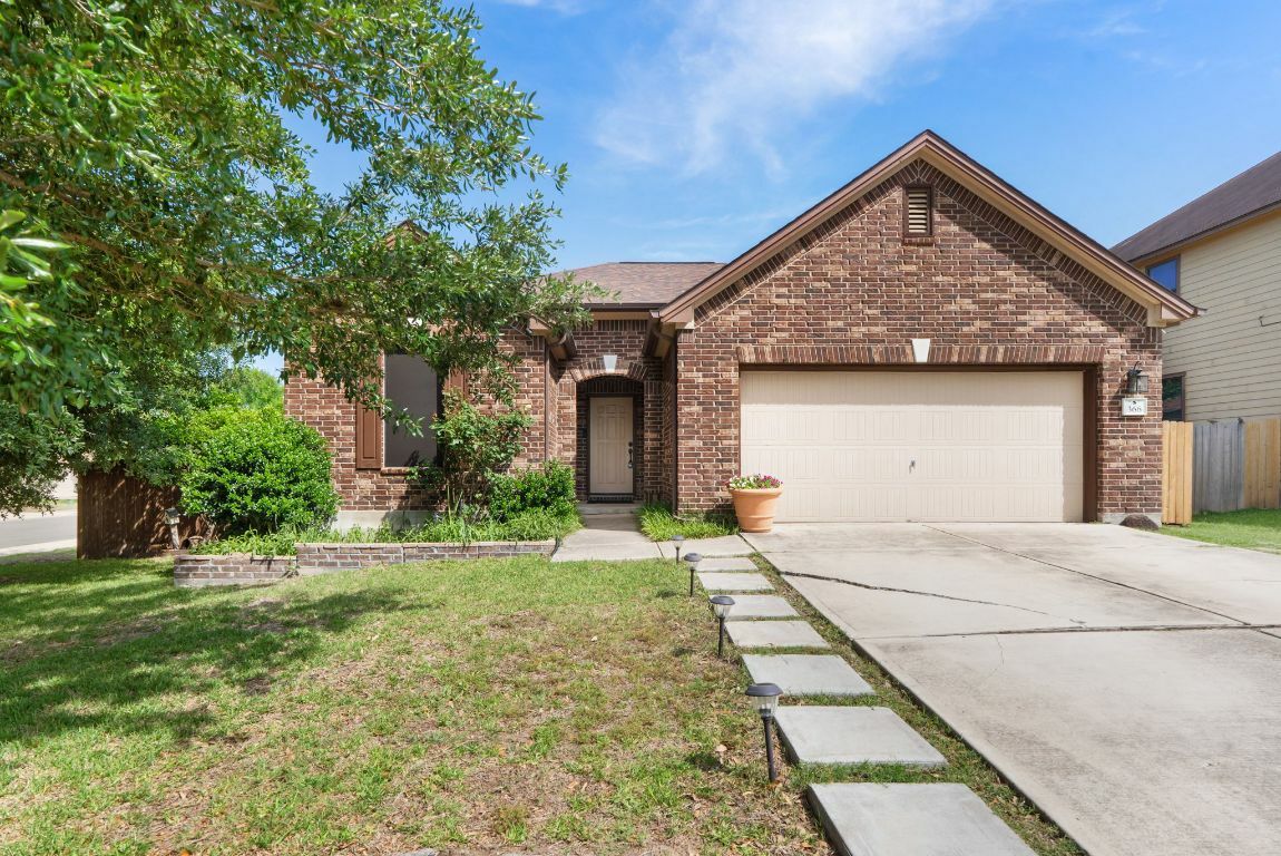366 Matthews Lane  Kyle TX 78640 photo