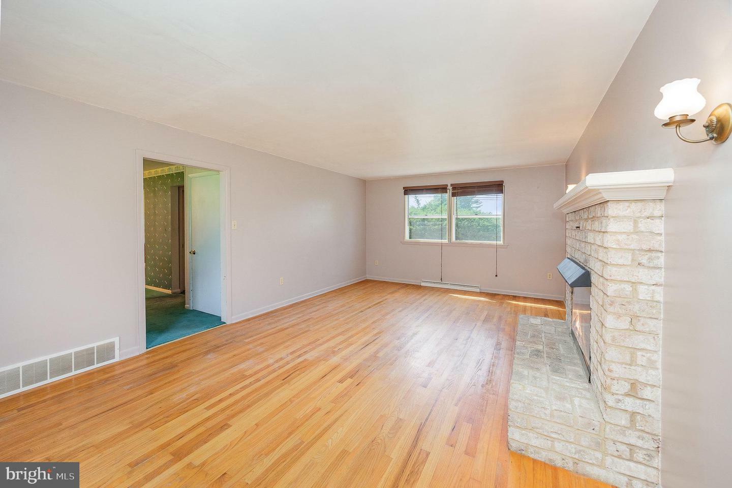 Property Photo: 4844 Londonderry Road PA 17109