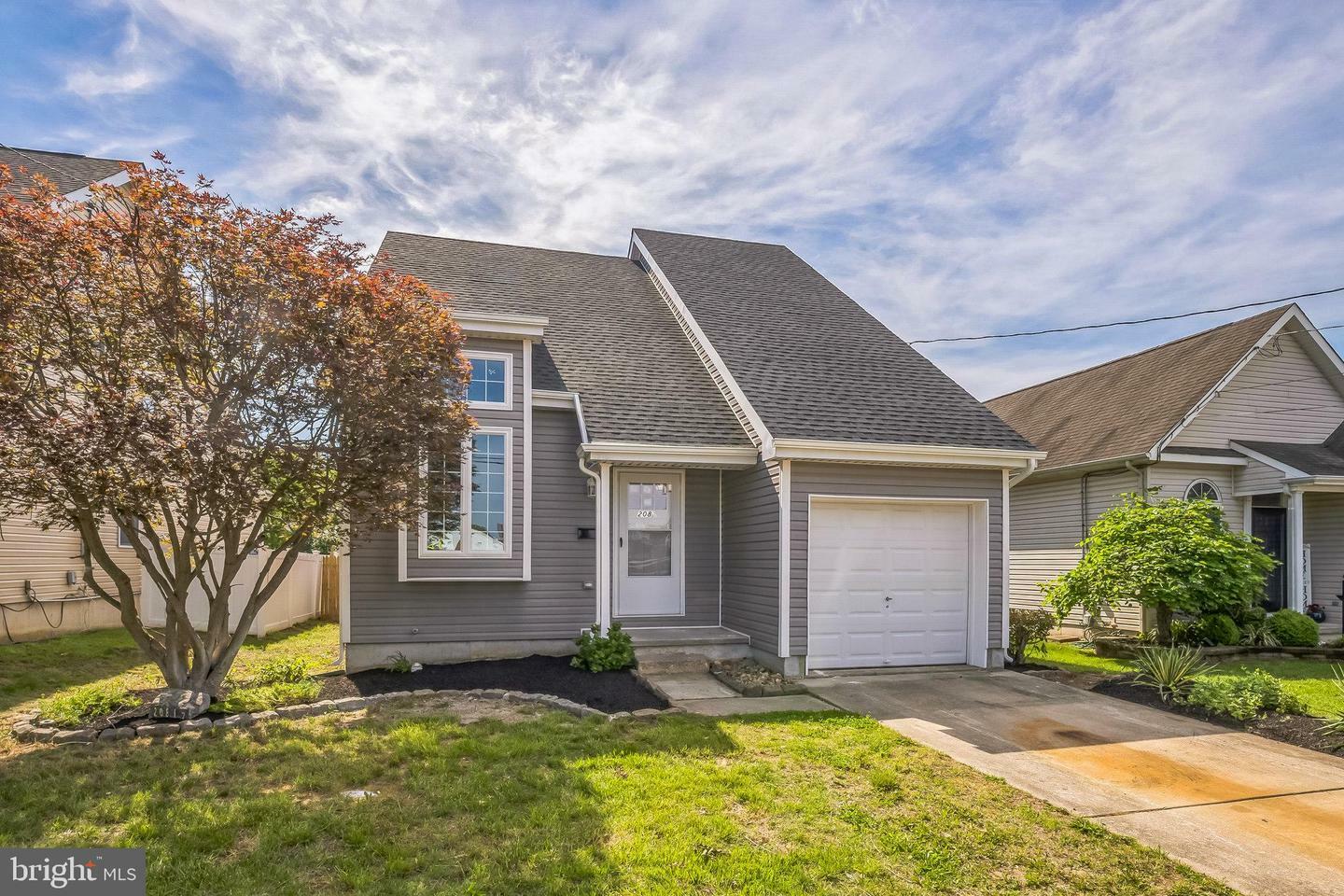 Property Photo: 208 Hooker Street 1/2 NJ 08075