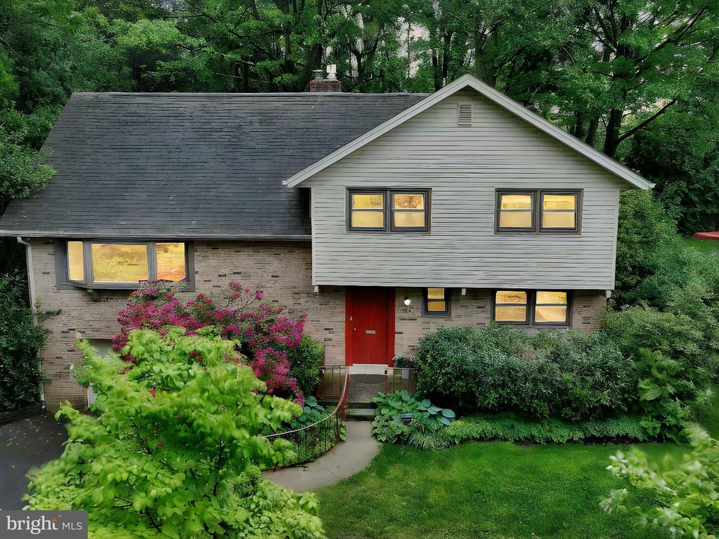 Property Photo: 510 Berks Place PA 19609
