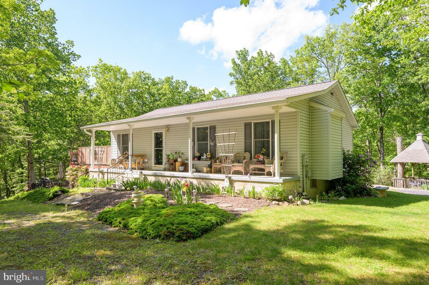 Property Photo: 523 Zig Zag Lane WV 25428