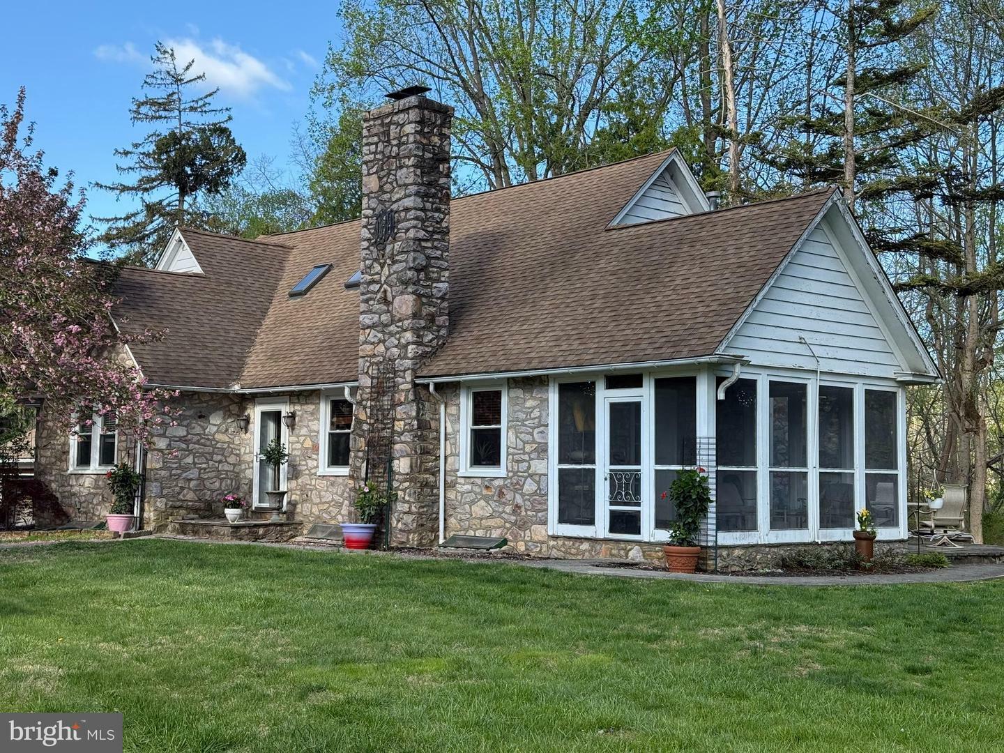 Property Photo: 1019 Kimberton Road PA 19425