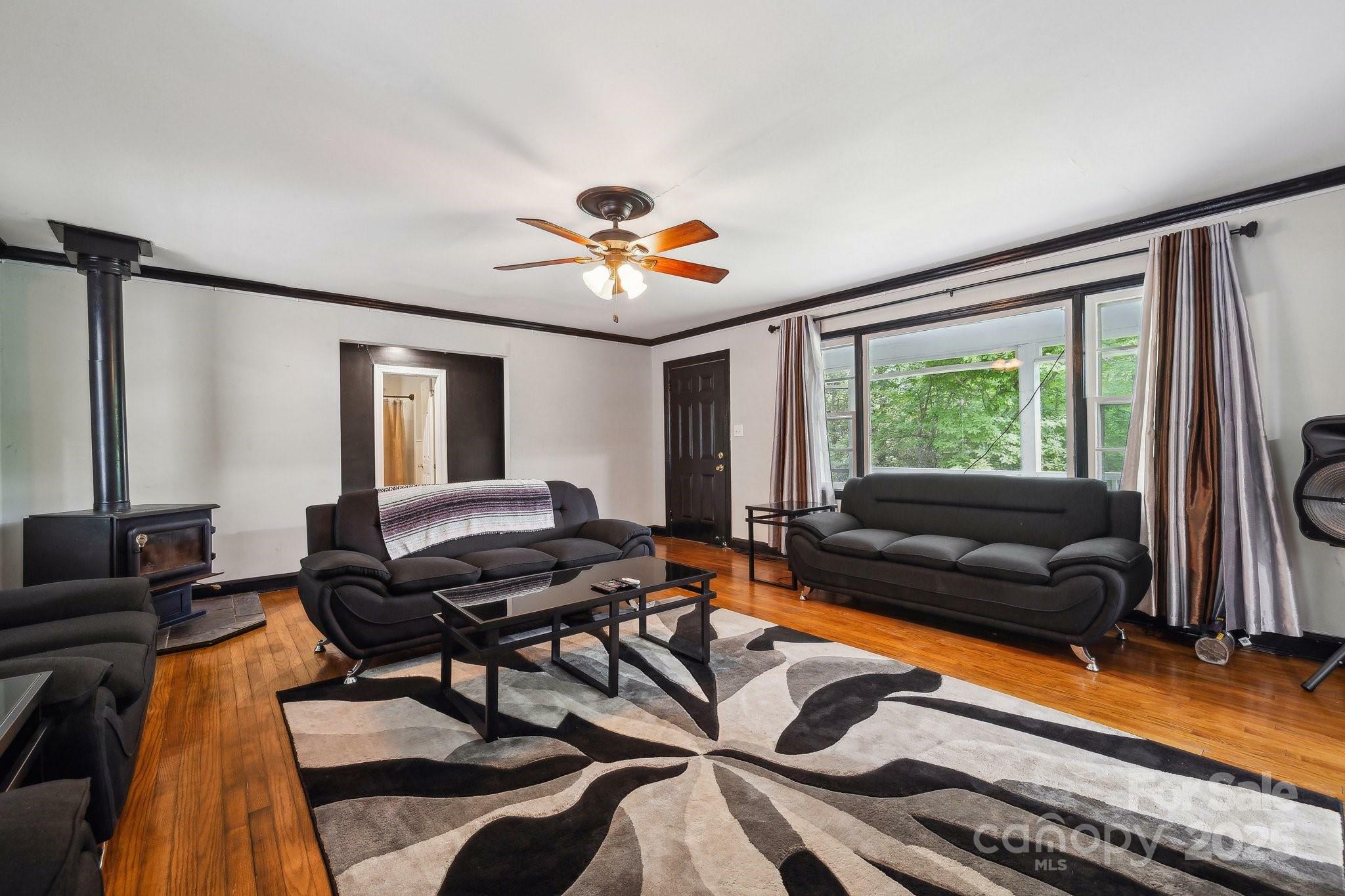 Property Photo: 1917 Tom Sadler Road NC 28214