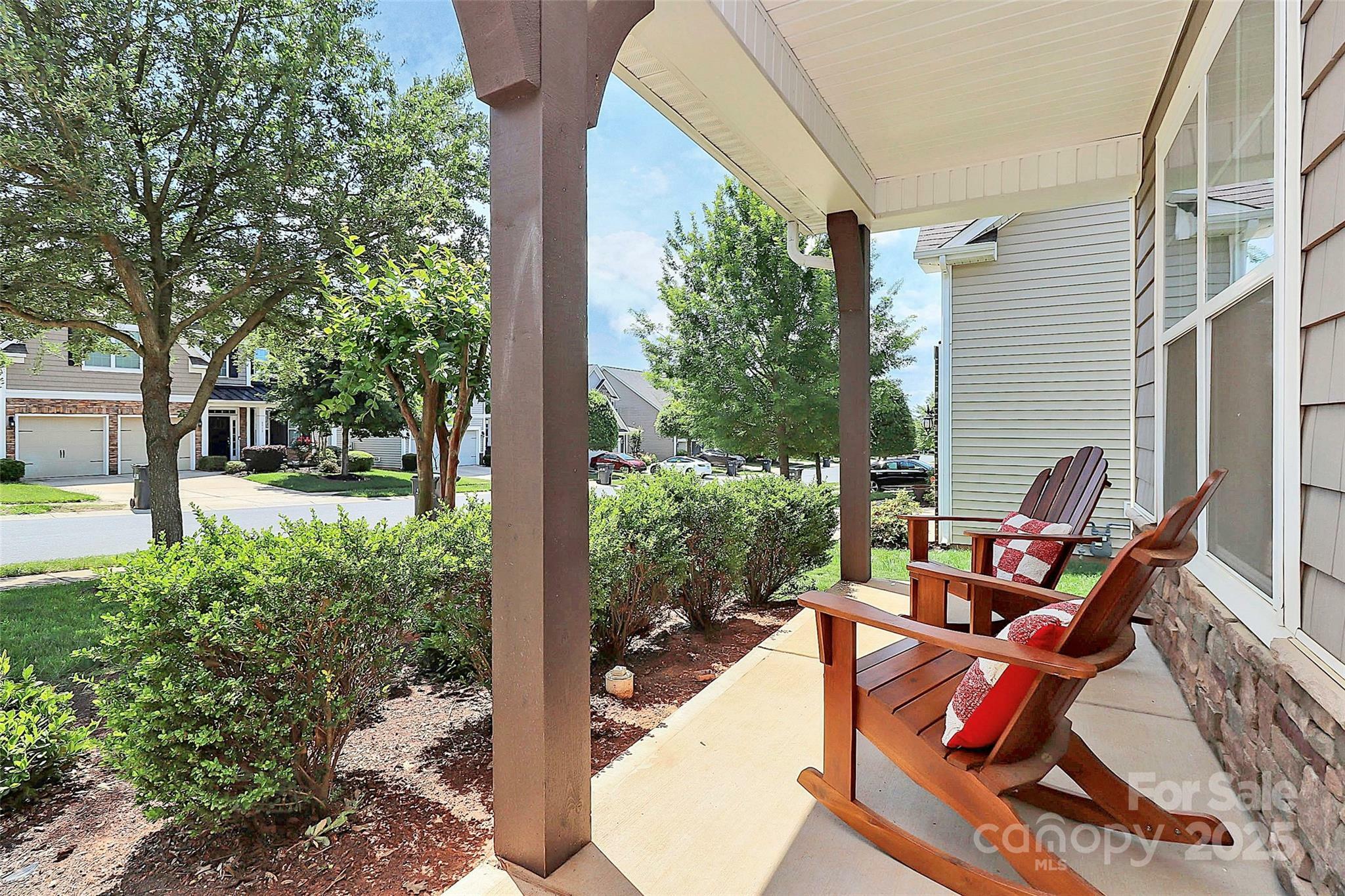Property Photo: 8916 Inverness Bay Road NC 28278