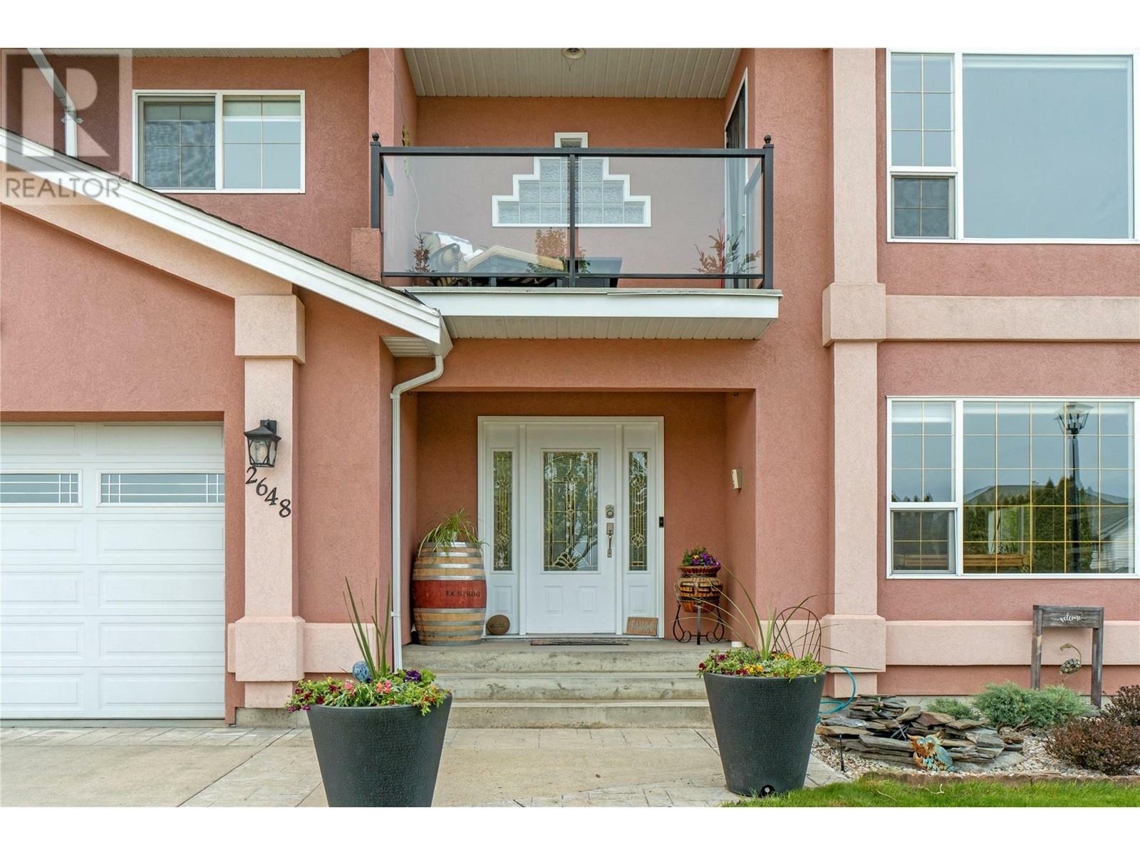 Property Photo: 2648 4B Avenue Southeast BC V1E 1K8
