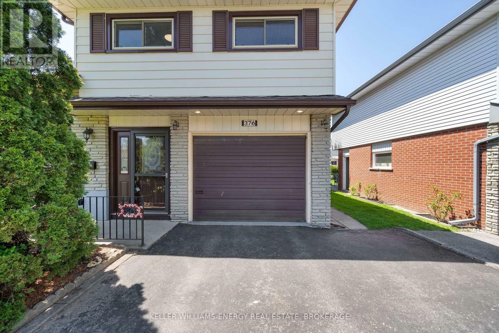 Property Photo: 376 Waverly Street North ON L1J 5W1