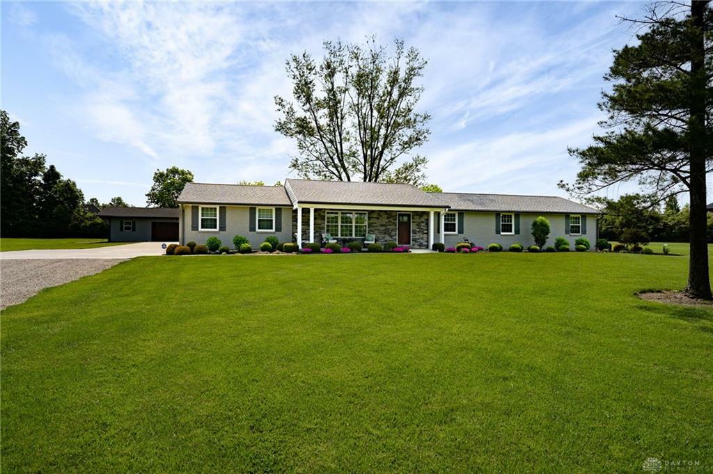Property Photo: 9500 Paragon Road OH 45458