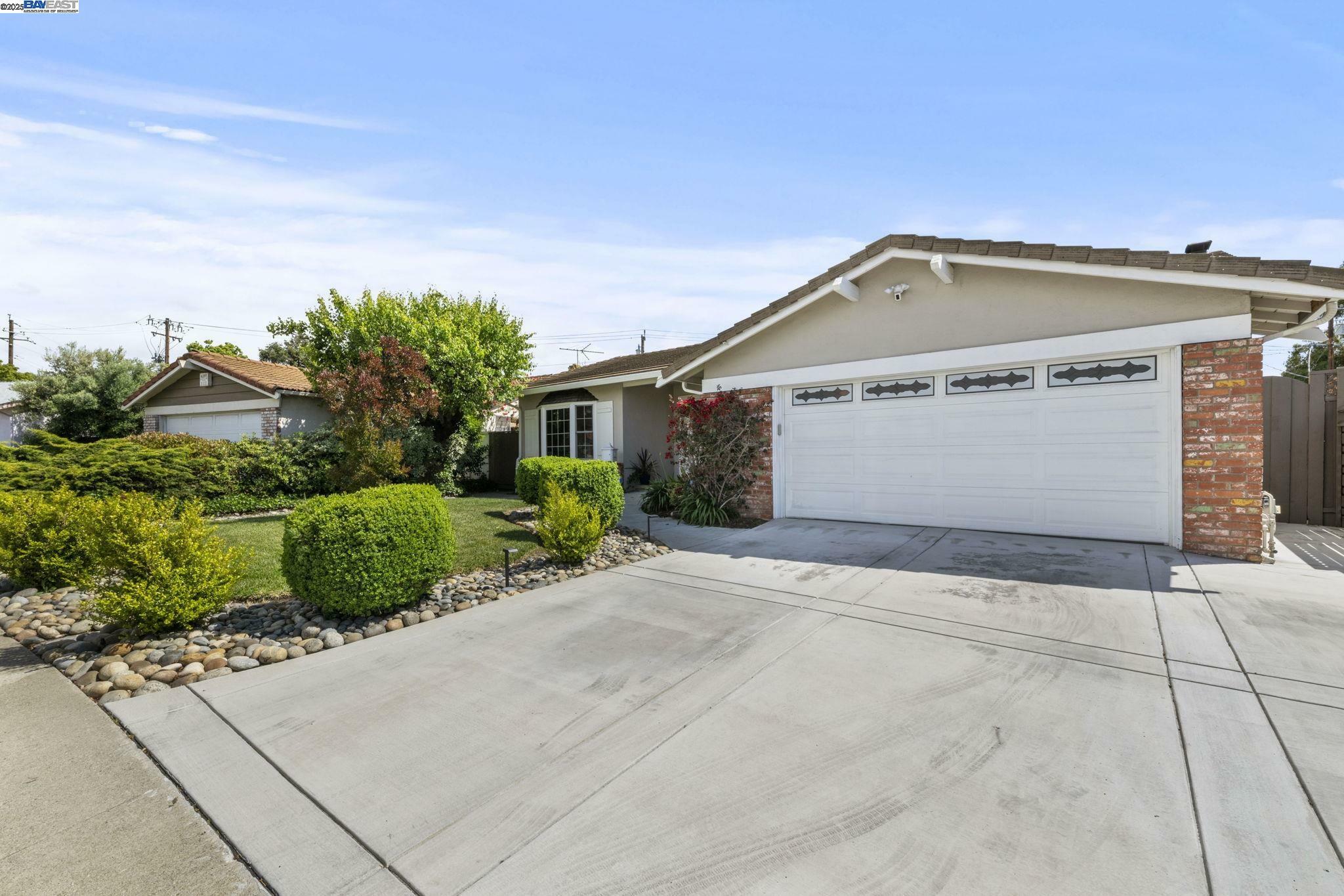 Property Photo: 44873 Camellia Dr CA 94539