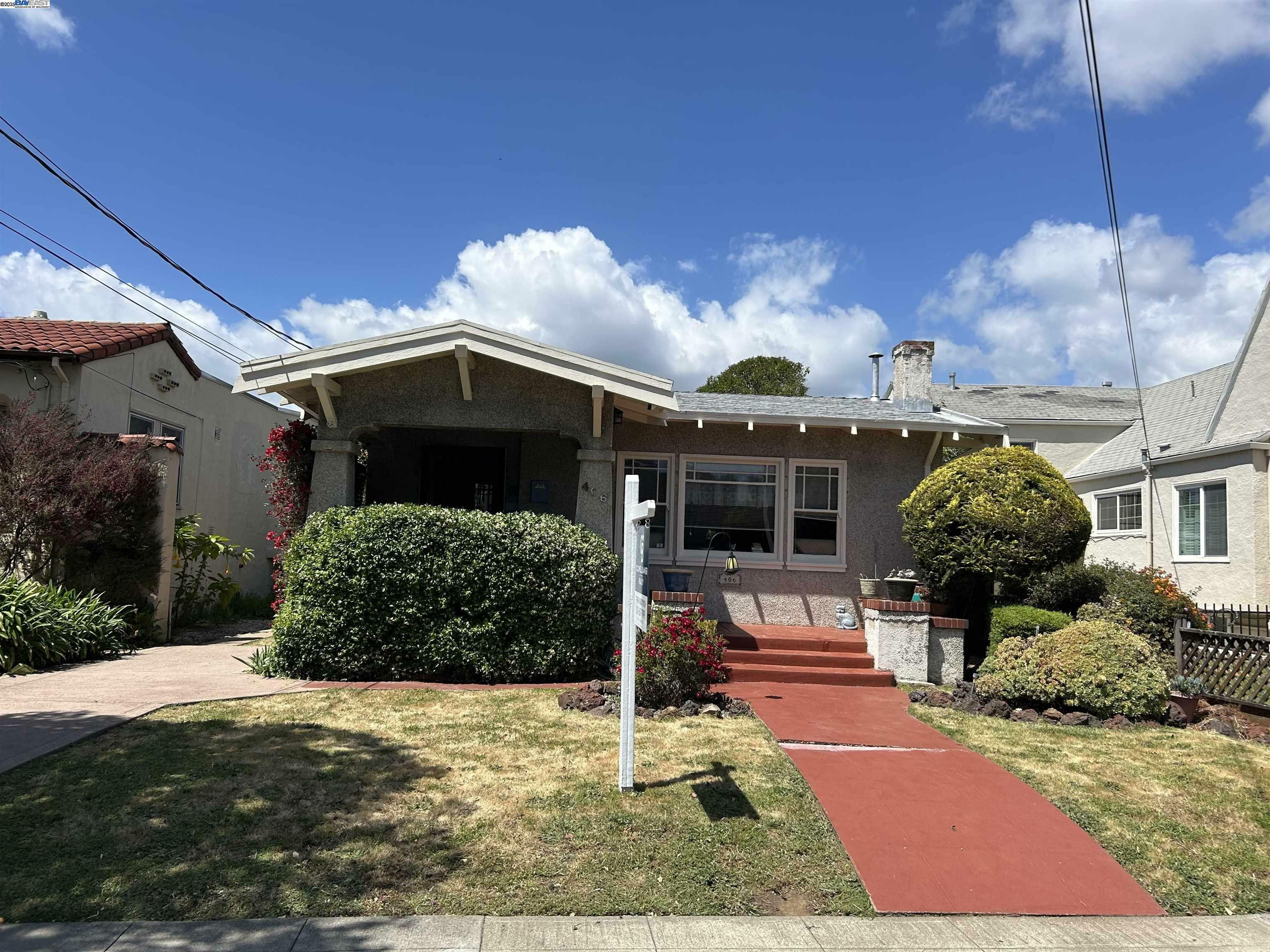 Property Photo: 406 Begier Ave CA 94577