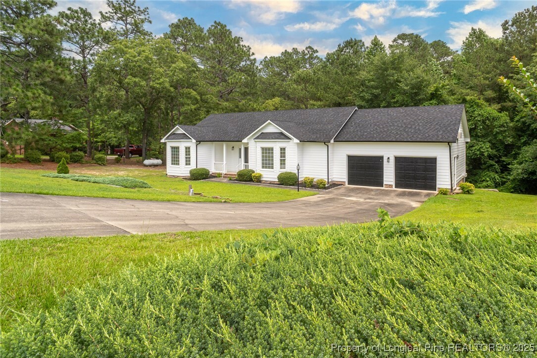 Property Photo: 6860 Harvest Court NC 28306