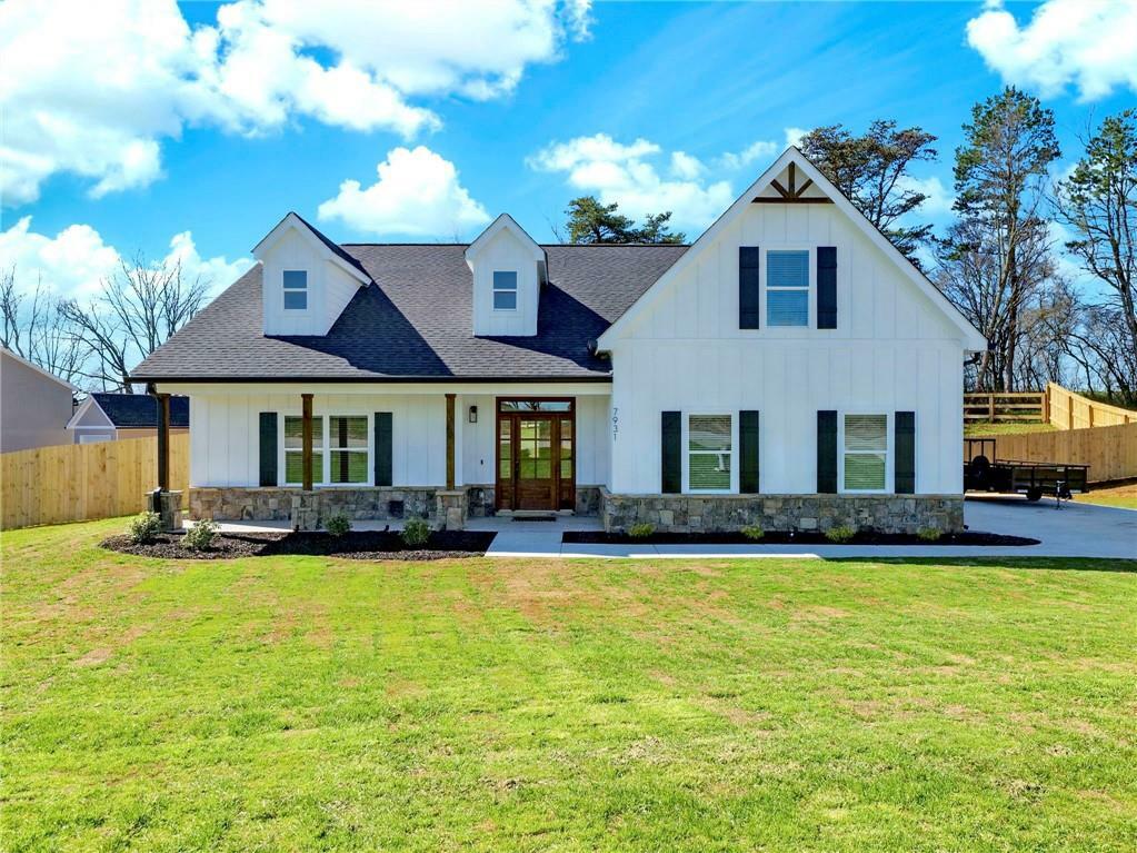 Property Photo: 7931 Lula Road GA 30554
