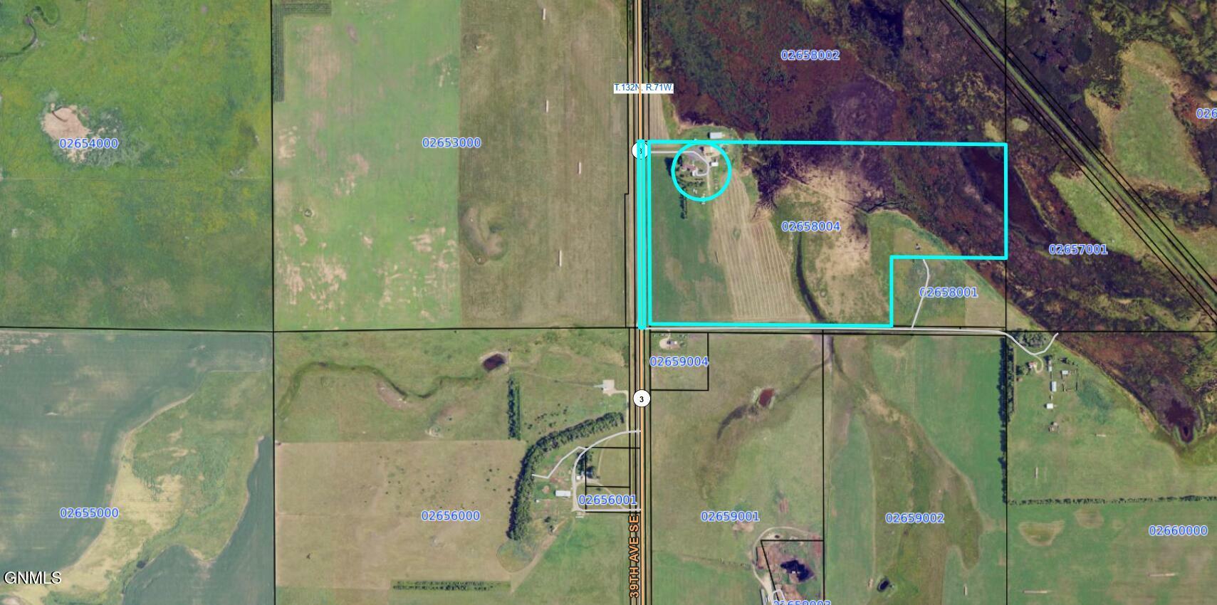 Property Photo: 8130 Hwy 3 SE ND 58495