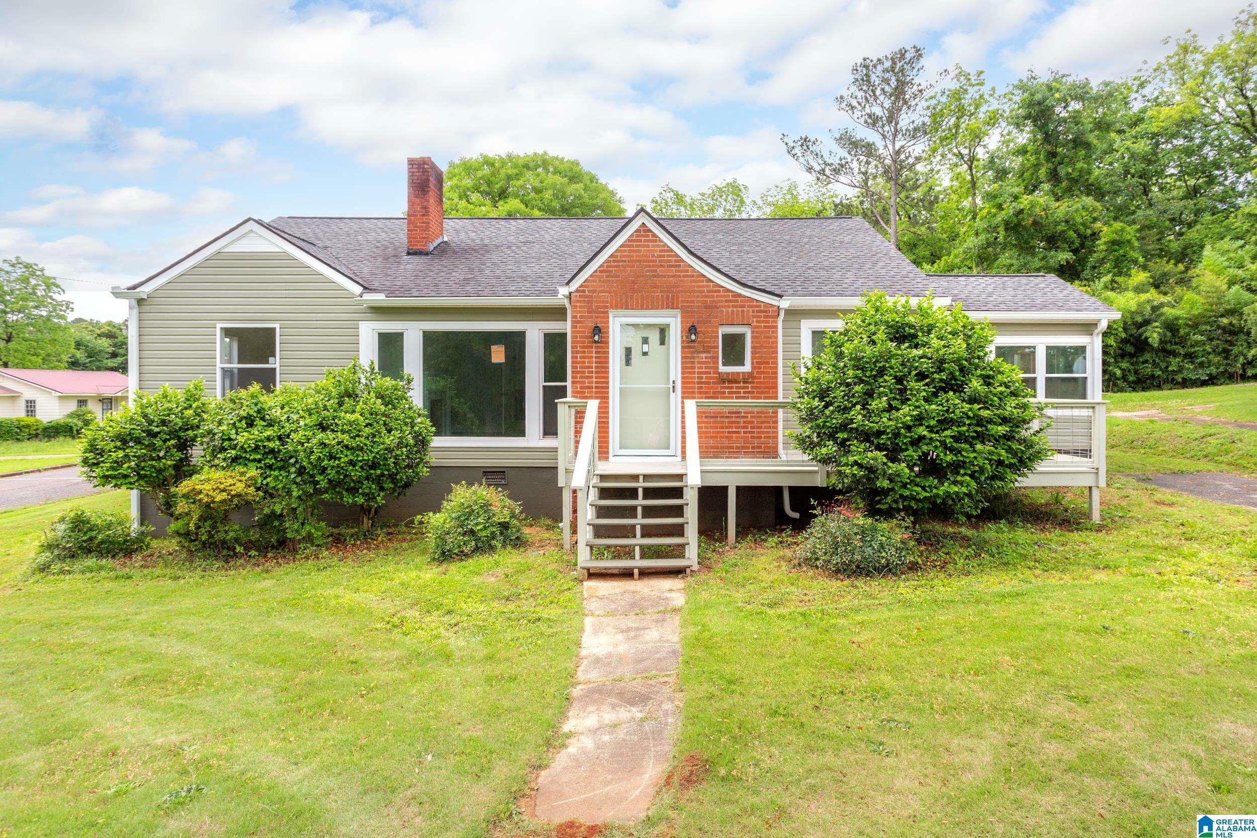 Property Photo: 107 Hillside Drive AL 35160