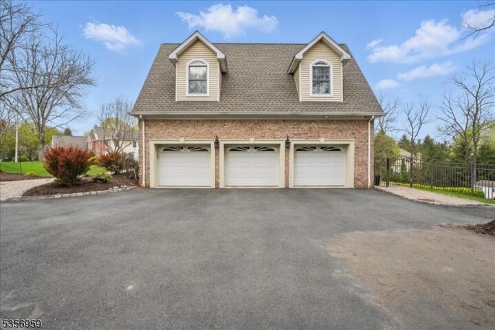 Property Photo: 8 Matthew Pl NJ 07430
