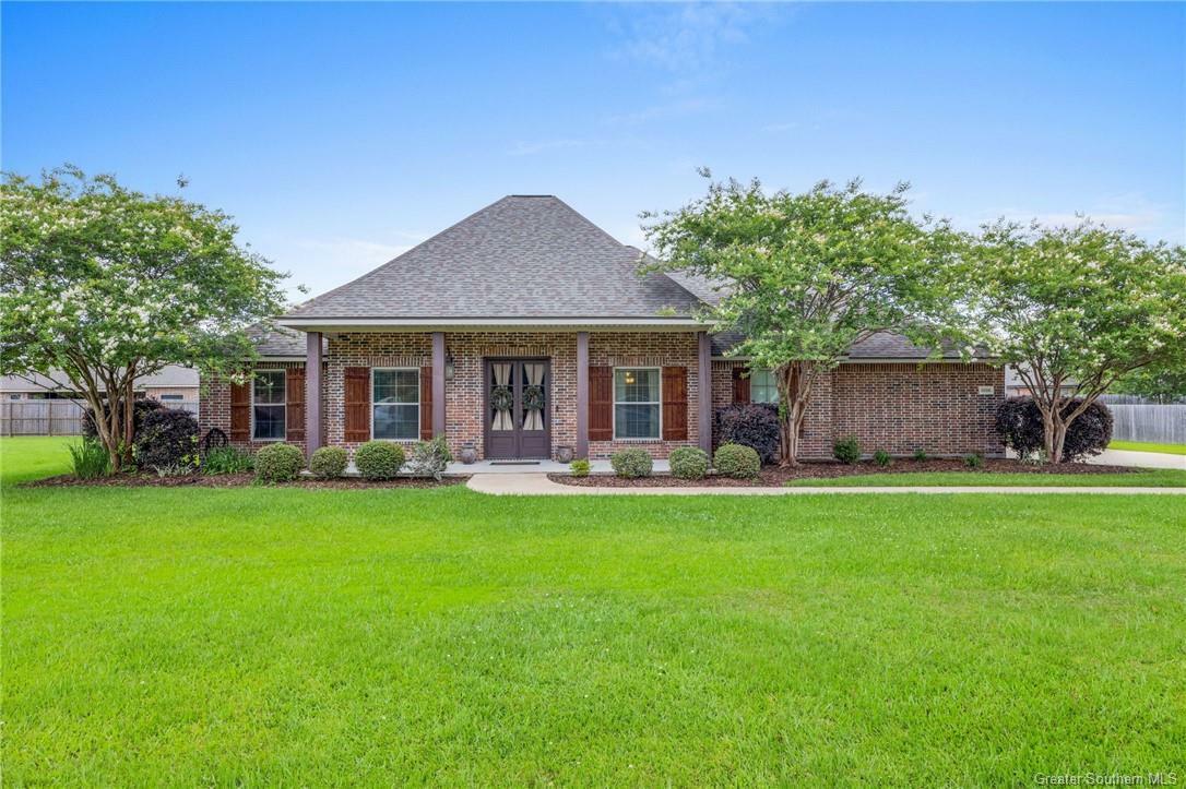 Property Photo: 2686 Williamsport Drive LA 70611
