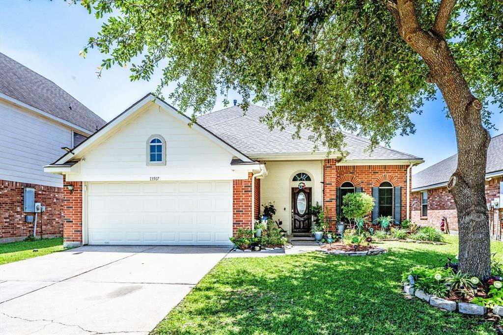 Property Photo: 13507 Beech Ridge Lane TX 77083