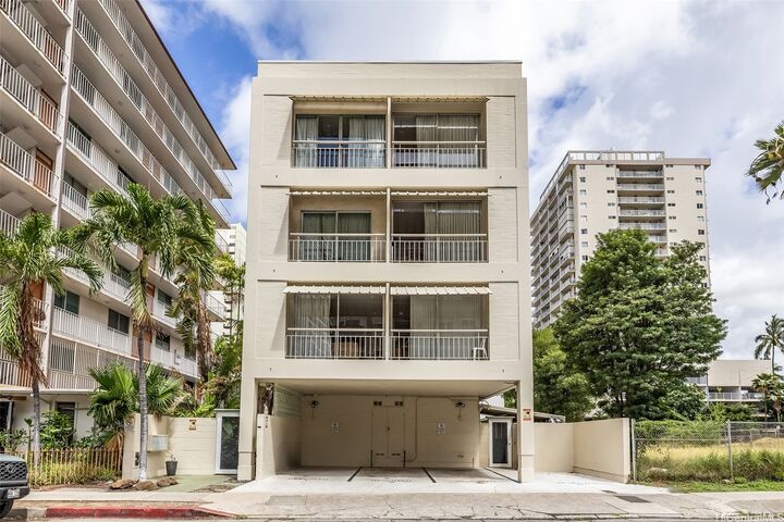 Property Photo: 240 Liliuokalani Avenue HI 96815