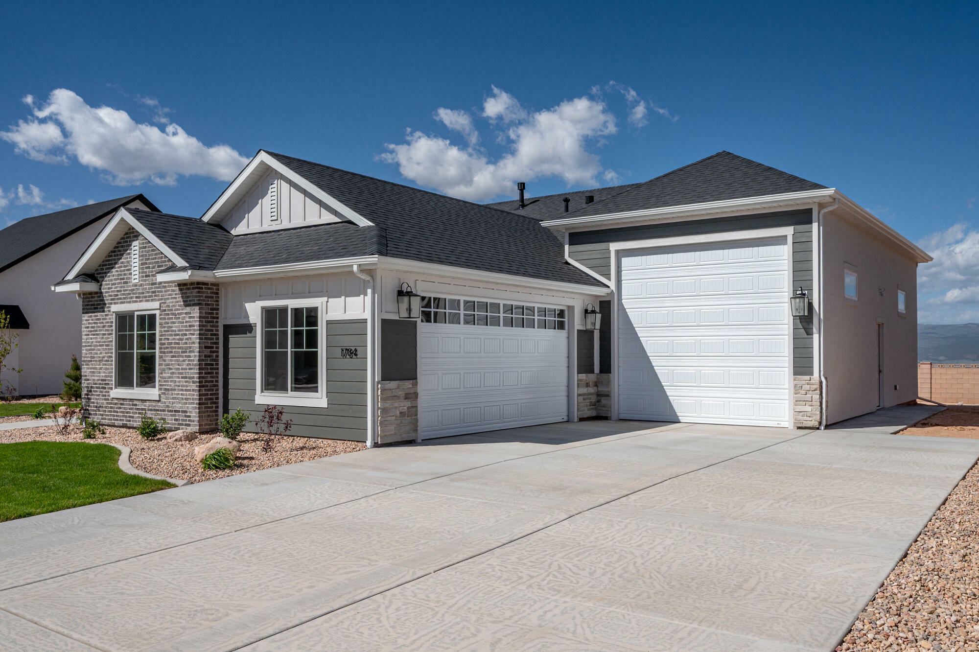 Property Photo: 1784 S Hidden Canyon Rd UT 84720