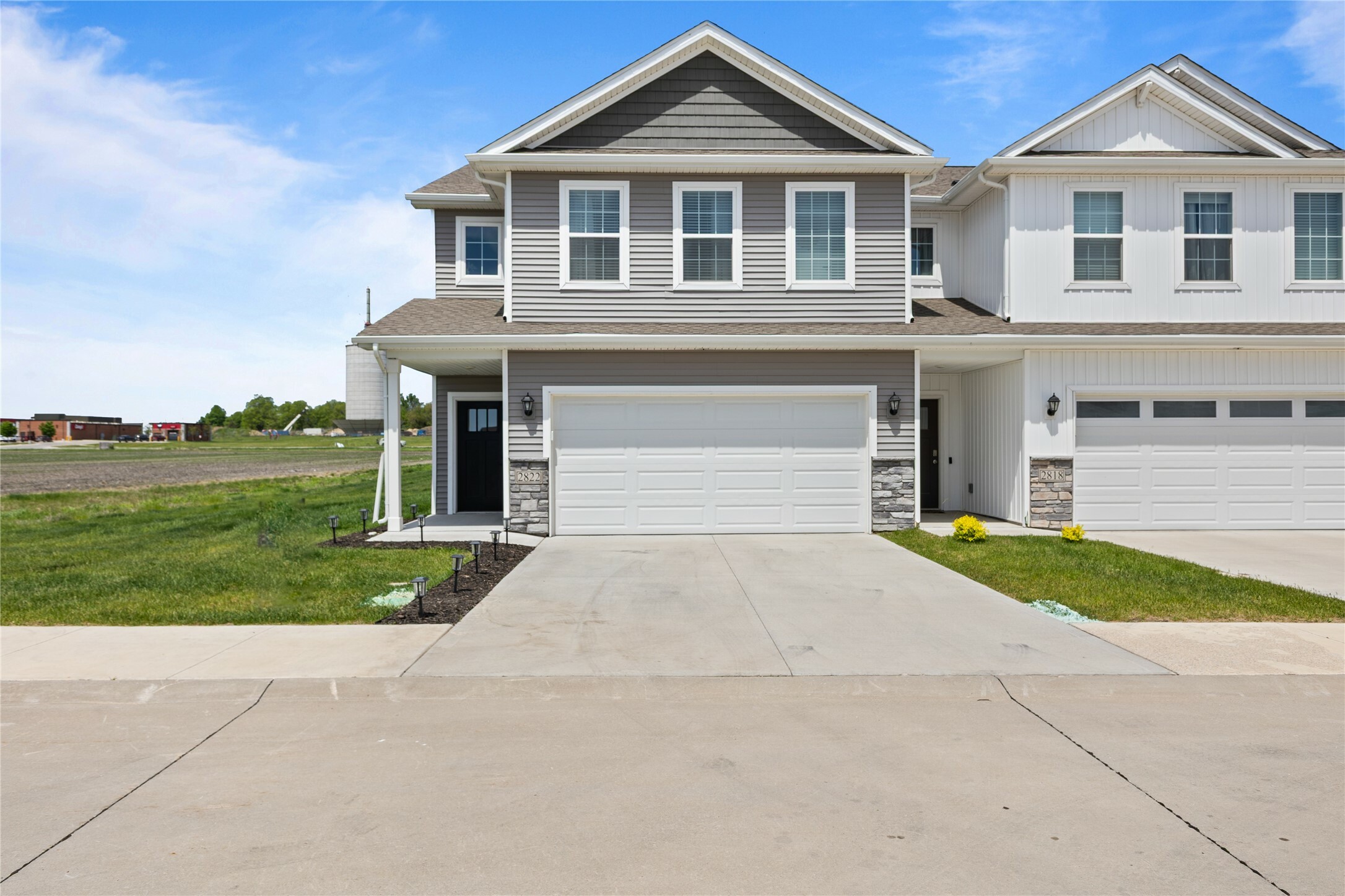 Property Photo: 2822 NW 33rd Lane IA 50023